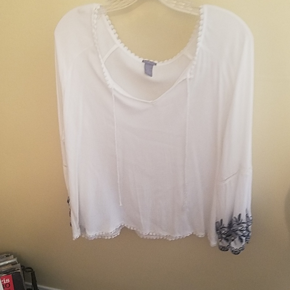 White, Bell Sleeve Top